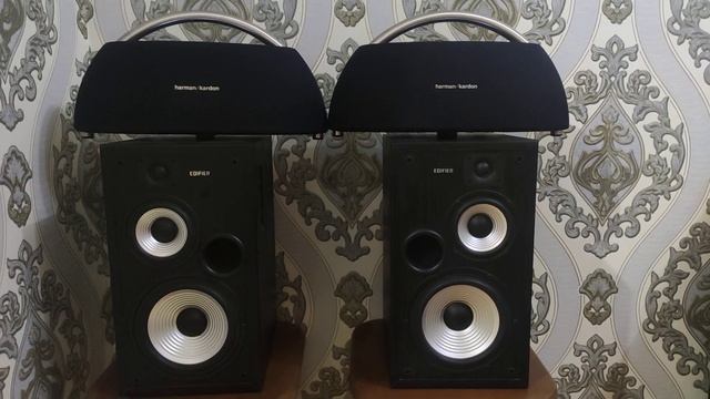 Harman Kardon Go+Play против Edifier R2700 смотреть онлайн
