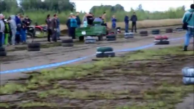 Гонки на мотоблоках в городе Демидов Смоленской области смотреть онлайн