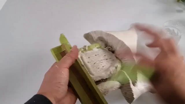 DIY Mushroom Fairy House Key Holder Using Cardboard and Air Dry Clay смотреть онлайн