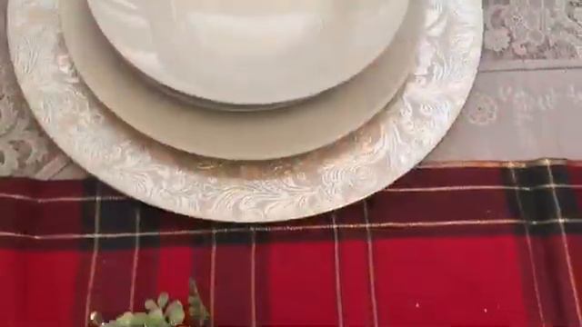 Plaid | Tartan | Traditional | Christmas Tablescape | Decorate with Me | Christmas Dining Decor смотреть онлайн