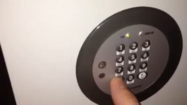 Перекодировка сейфа Juwel смотреть онлайн