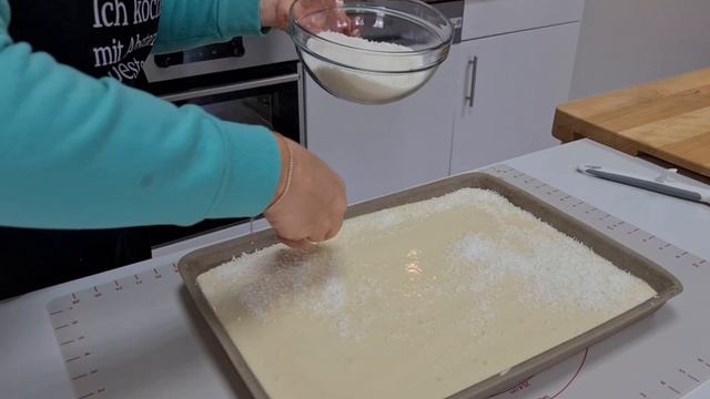 Сладкий пирог на кефире смотреть онлайн