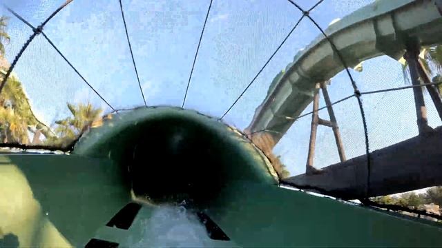 Atlantis Aquaventure Waterpark in Dubai - Water slides смотреть онлайн