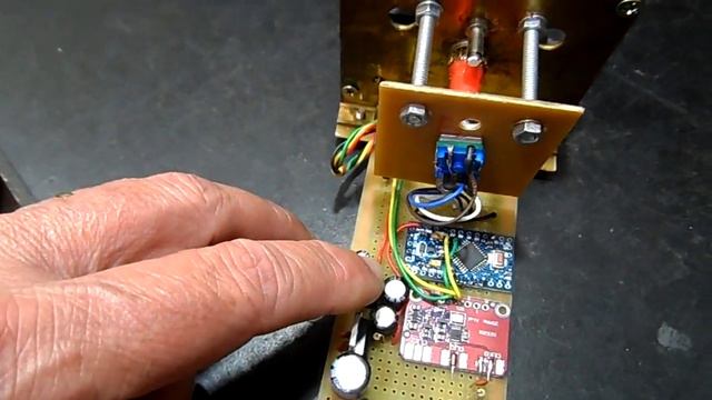 APRESENTAÇÃO DO NOVO VFO DO FT-101ZD COM A INSTALAÇÃO DO DDS. смотреть онлайн