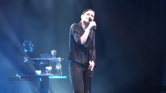Alison Moyet - Is This Love (Live in Berlin Feb 18, 2015) смотреть онлайн