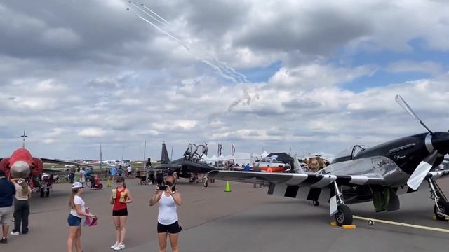 Sun ‘n Fun Fly-In 2023 Warbirds and Formation Demo смотреть онлайн