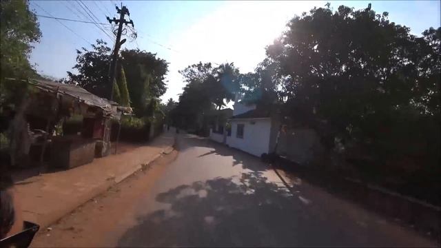 153. Завтрак у дороги. На байке в ресторан Рупака. Встреча с Илоной. Арамболь. Гоа 2022. смотреть онлайн