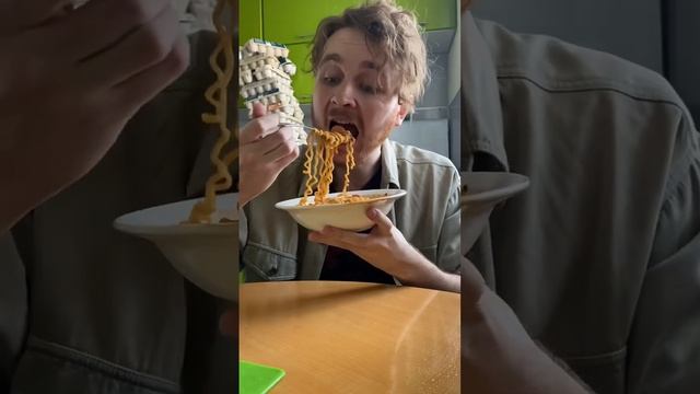 BULDAK 2X SPICY очень острая лапша Samyang ?️?? смотреть онлайн