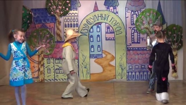 Детская сказка "Волшебник изумрудного города " смотреть онлайн