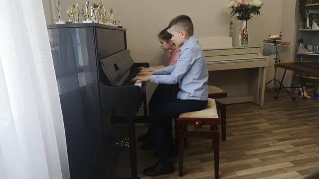 Гайдей Марина, Коцарев Дамир смотреть онлайн