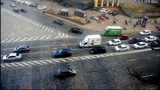 Веб-камера Киев Европейская площадь + Майдан 2023 03 26