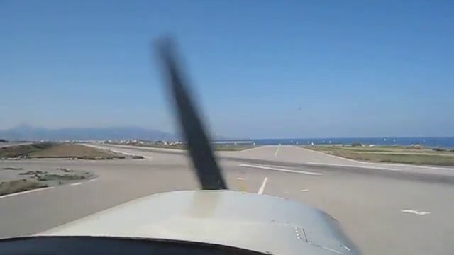 C 152 FLIGHT OVER THE HERAKLION CRETE GREECE. смотреть онлайн