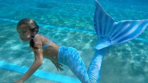 Мой новый хвост русалки - Эльзы. Плаваю с хвостом русалки!