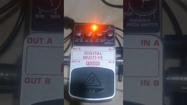 DEMO TUTOR TREMOLO BEHRINGER DIGITAL MULTI-FX FX600 смотреть онлайн