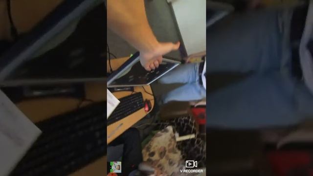 разбила компютер сына ?????? смотреть онлайн