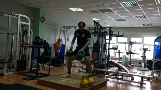 Онлайн кубок мира по гиревому спорту 2020/(WAKSC).Двенадцатый этап. Евгений М. Часть первая - ДЦ. смотреть онлайн