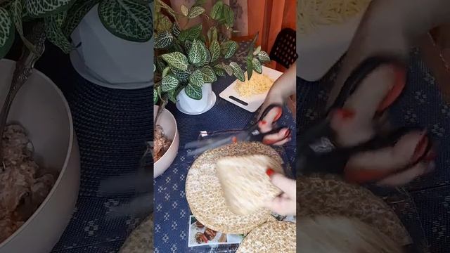 Проще уже некуда! ЧЕБУРЕКИ ЗА 10 МИНУТ смотреть онлайн