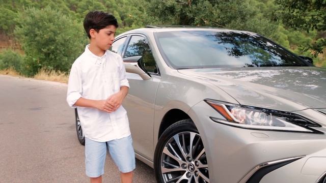 Lexus ES 300 Hybrid 2020 With Hashem смотреть онлайн