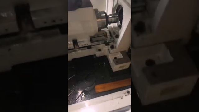 JSL-20AB. Регулировка усилия зажима цанги шпинделя. смотреть онлайн