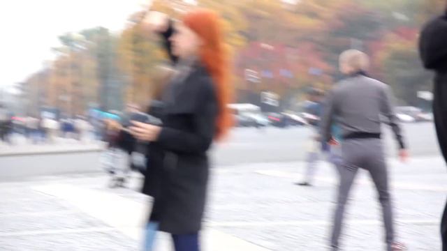 Эмоциональная девушка! смотреть онлайн