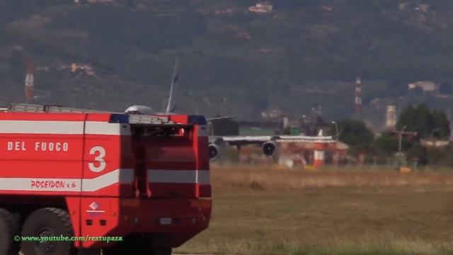 El Al Boeing 744 Landing & Takeoff @ Verona V.Catullo Airport LIPX смотреть онлайн
