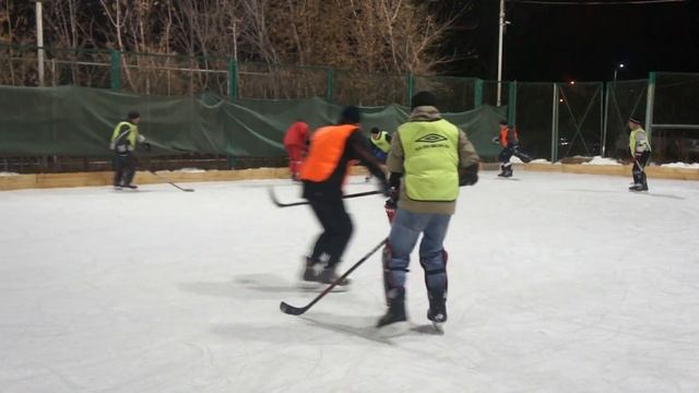 Любительская тренировка ХОККЕЙ С ШАЙБОЙ. 2 состав. Волгоград. Russia ice hockey смотреть онлайн