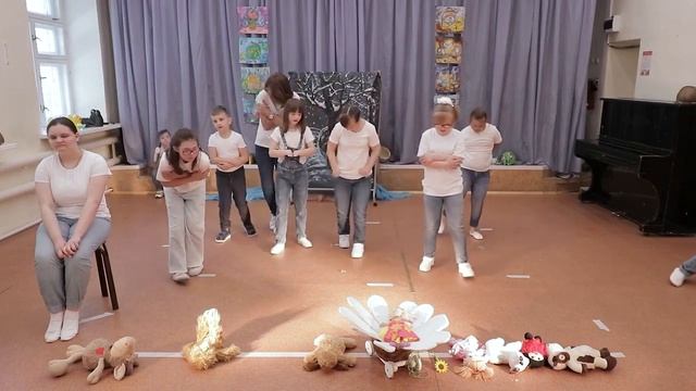 ЧОУ "Гуляевская гимназия", 2, «Дюймовочка», Г.Х. Андерсон, Чаплыгина Марина Ивановна, Алтайский кр. смотреть онлайн