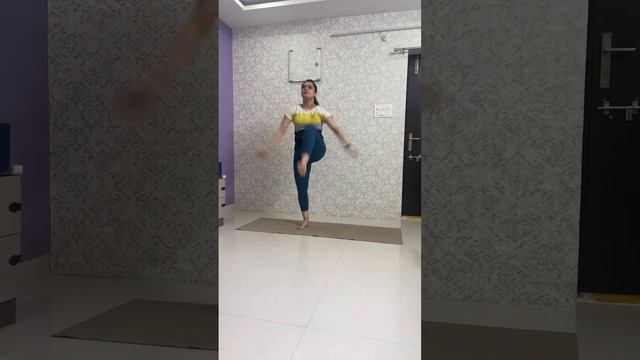 7 minutes Cardio workout for beginners पेट की चर्बी कम करने के लिए योगा #cardioworkout #bellyfat смотреть онлайн