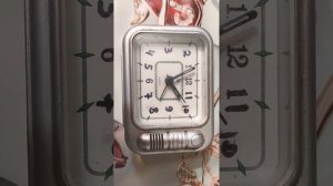 Часы, идущие против часовой стрелки