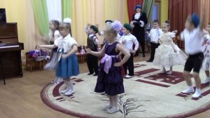 Танец "Мы самые большие слоники"