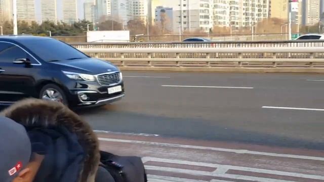SUNGI HANGGANG KOREA смотреть онлайн