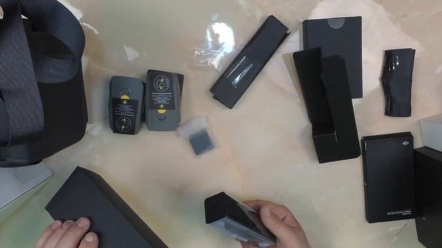 DJI MAVIC 2 Enterprise And Accessories. Комплект, для любительской съемки. Распаковка.