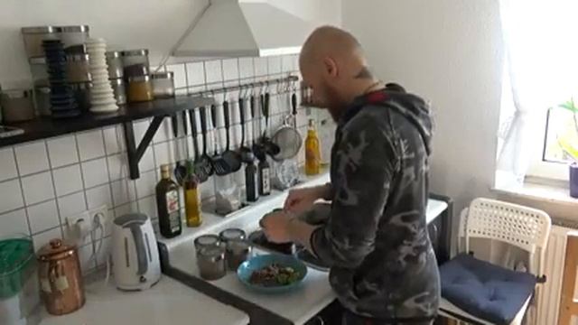 Владимир Древс г.Нюрнберг. Вкуснейший рецепт каши Perfect Organics от профессионала смотреть онлайн