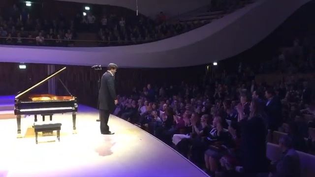 Видеоблог Дениса Мацуева из зала «Зарядье» смотреть онлайн