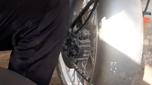 Royal enfield abs brake pipe broken problem and solution смотреть онлайн