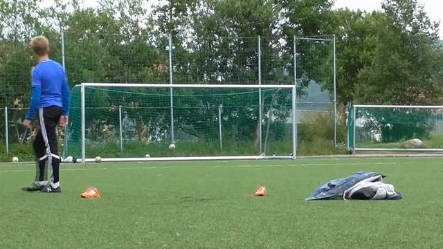 The BEST FreeKicks Session I Have EVER Had!! CRASY Knuckleball Free Kicks - Upper90 - GoPro смотреть онлайн