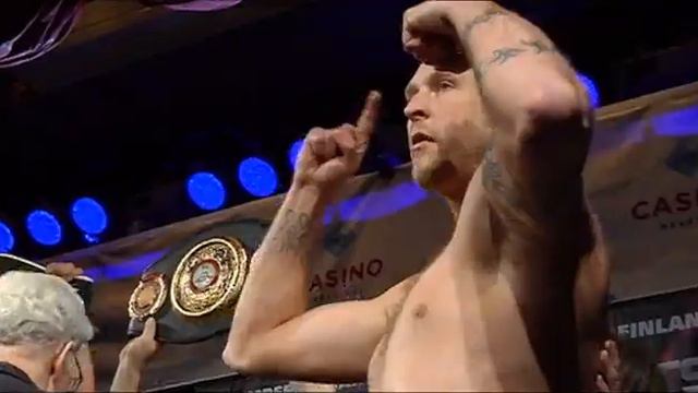 Dereck Chisora & Robert Helenius Weigh-in 2/12/11 смотреть онлайн