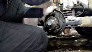 Замена заднего тормозного цилиндра Skoda Octavia Tour