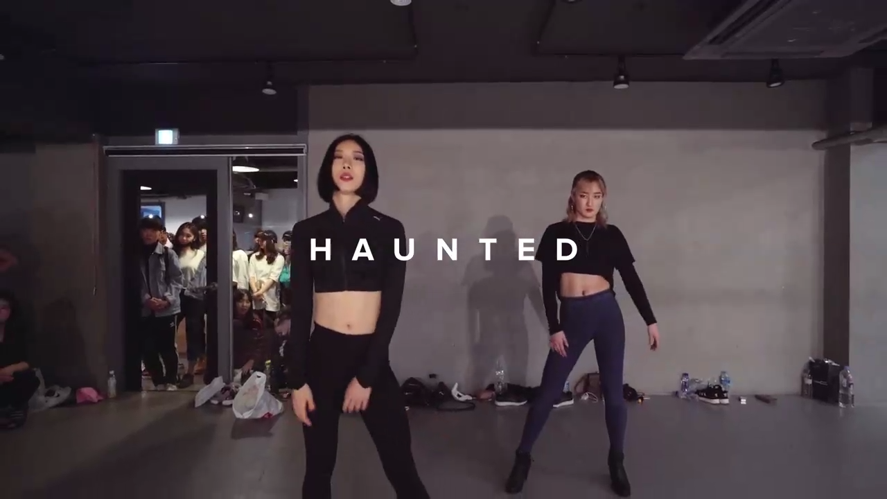 Lia Kim / Haunted - Stwo ft. Sevdaliza смотреть онлайн