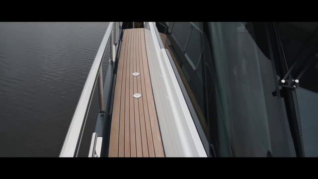 Голландская яхта Super Lauwersmeer Evolve 48 OC смотреть онлайн
