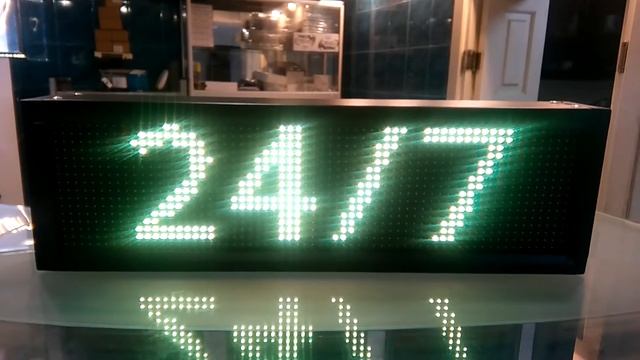 Бегущая строка, LED экран/дисплей, рекламный стенд смотреть онлайн