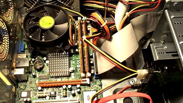 Компьютерный блок питания ATX смотреть онлайн