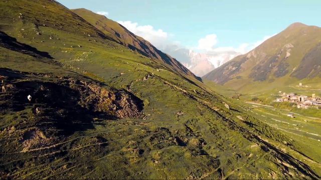 The Alps [4K] - 1 Hour Stress Relief Film With Ambient Music смотреть онлайн