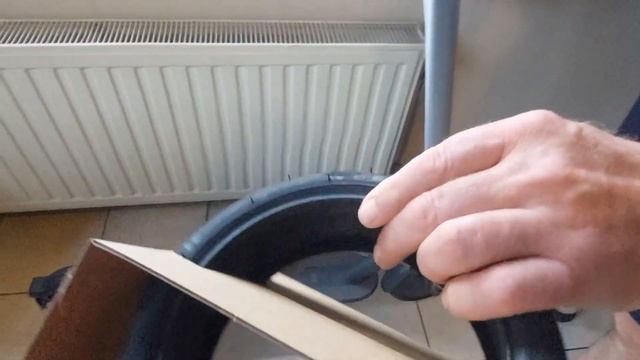 Xiaomi Mi Electric Scooter 3 Unboxing & Setup смотреть онлайн