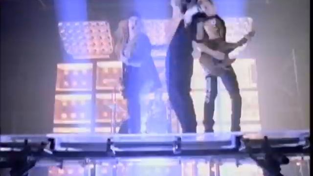 Extreme - Get The Funk Out смотреть онлайн