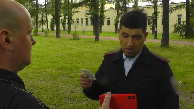 Осмотр оружия сотрудниками полиции (18+) смотреть онлайн