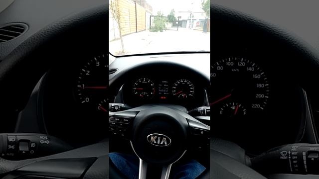 Kia Rio 5 año 2019 смотреть онлайн
