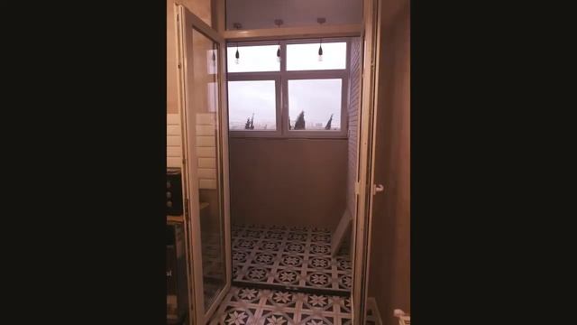 Балкон с гипсокартонными панелями Револтс, простое отопление, всё очень просто. смотреть онлайн