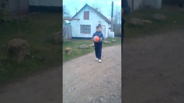 Как научить набивать мяч смотреть онлайн