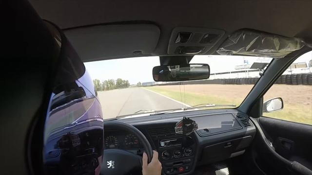 Peugeot 306 XSI 16v Track Day смотреть онлайн
